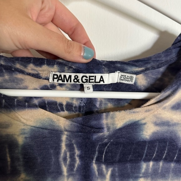 Pam & Gela Tie Die Top Size S - Picture 5 of 6